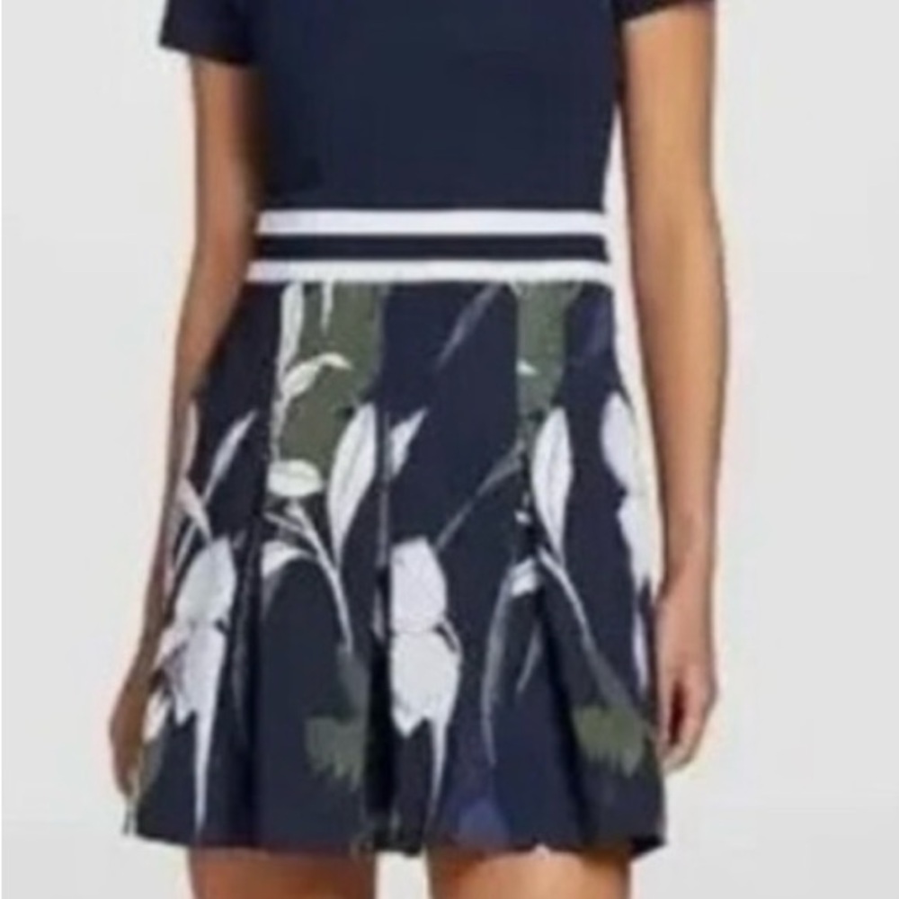 Lady Hagen Floral Golf Dress - Navy, Green, and White Size (M)